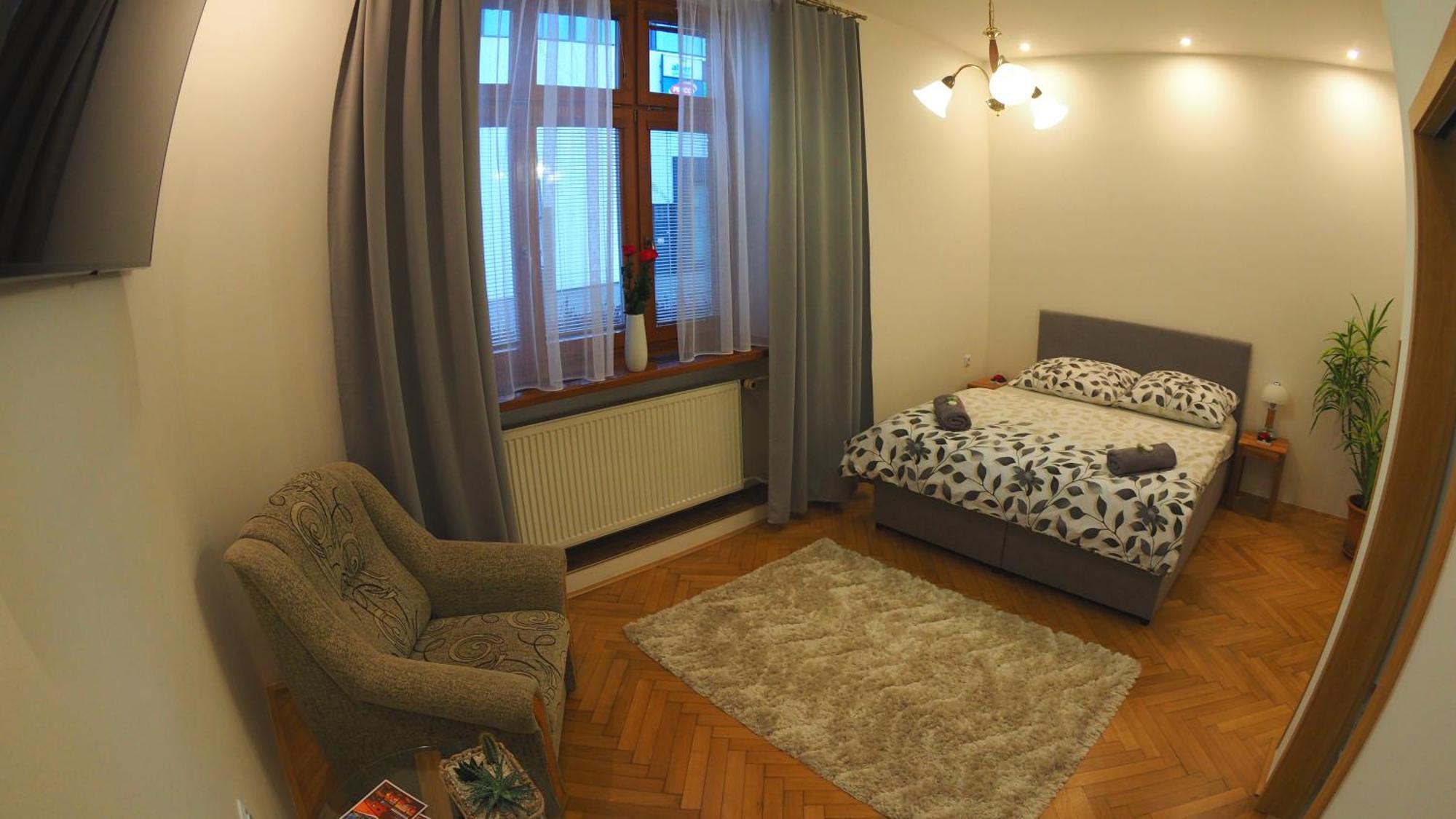 Hotel Britannia Vsetín Екстериор снимка