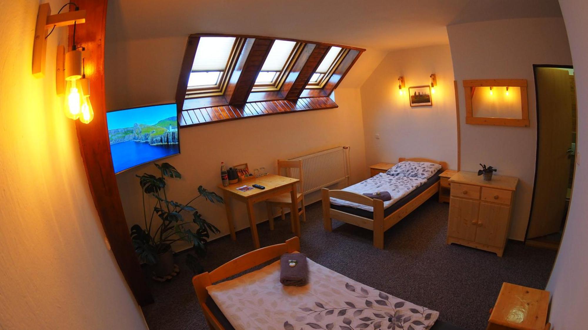 Hotel Britannia Vsetín Екстериор снимка