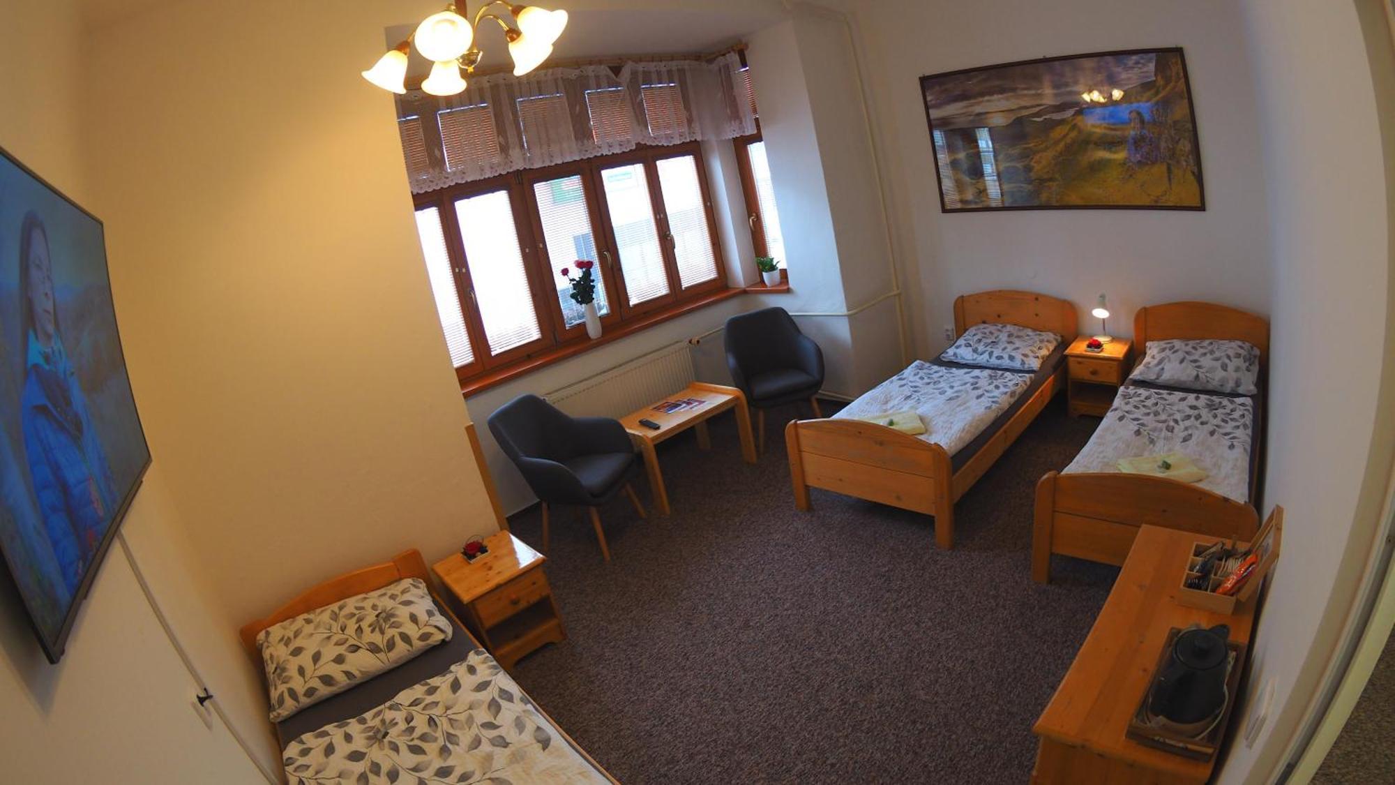 Hotel Britannia Vsetín Екстериор снимка