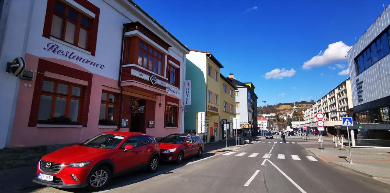 Hotel Britannia Vsetín Екстериор снимка